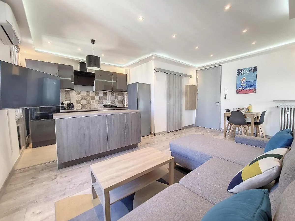Nestor&Jeeves - Palais Hispania - Top Floor Apartment Ницца